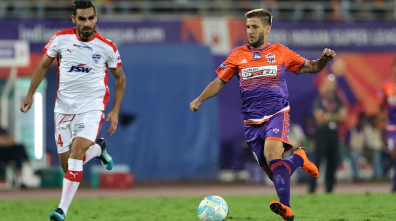 Heading into the second leg, Albert Rocas men will have the backing of the West Block Blues but the table-toppers will be well aware of Pune. (Photo: ISL Media)