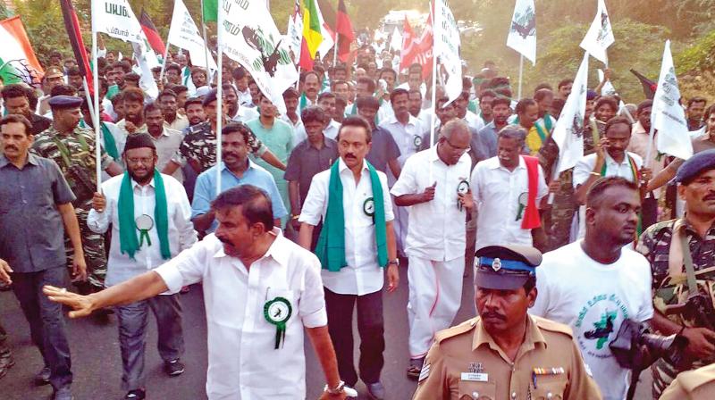 DMK working president M. K. Stalin along with leaders of his alliance parties on a padayatra from Mukkombu near Tiruchy on Saturday, as part of their ongoing struggle to urge the Union government to immediately form  the Cauvery Management Board. (Photo: DC)