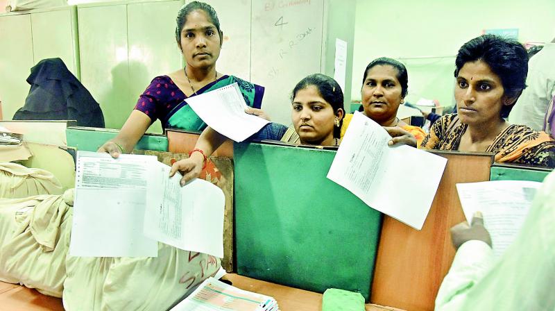 Applicants at the district collector office. (Image DC)