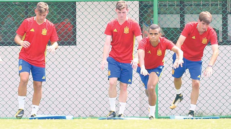Members of the Spain team at a training session in Kochi on Monday, the eve of their Group D clash against Niger (Photo: Arunchandra Bose)