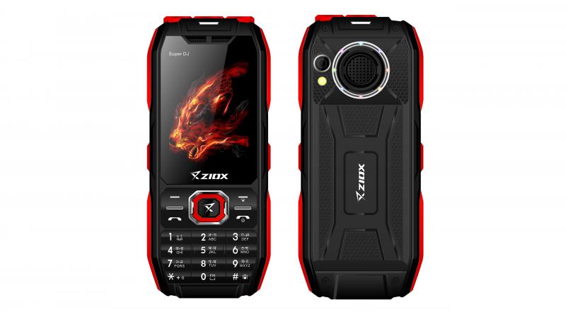 The dual-Sim Phone comes with LED torch for added convenience.