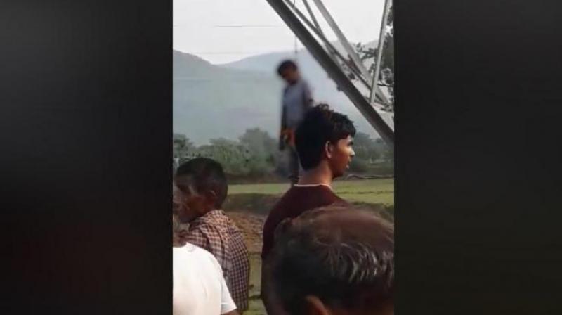 32-year-old Dulal Kumar, who went missing on Friday, was found hanging by a pole in Dabha village of Purulias Balarampur. (Facebook | Screengrab | Kailash Vijayvargiya)