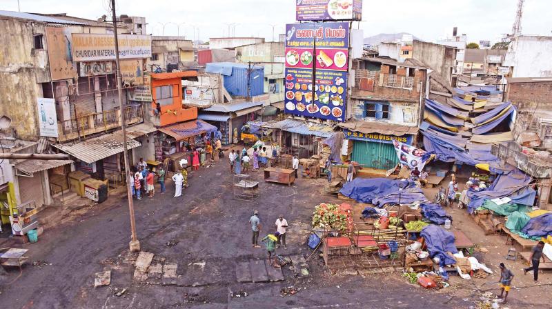 Two fire mishaps that destroyed 20 houses and several shops in a market in West Tambaram. (Photo:DC)