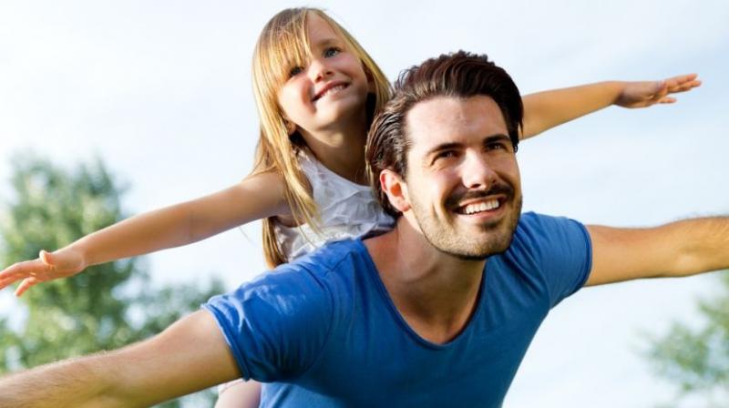 Fathers gained more in life expectancy than mothers (Photo: AFP)