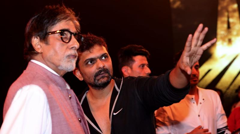 Gaurang Doshi and Amitabh Bachchan.