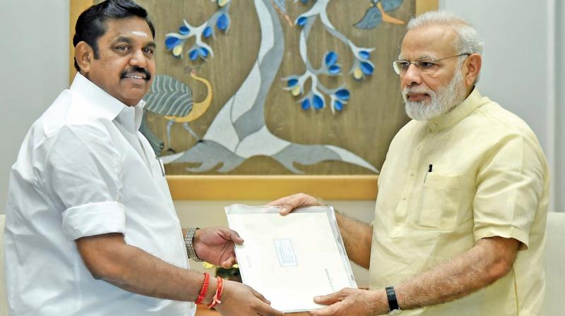 Chief Minister Edappadi K. Palanisami submits memorandum raising several state-specific issues to Prime Minister Narendra Modi in New Delhi on Wednesday. (Photo: DC)