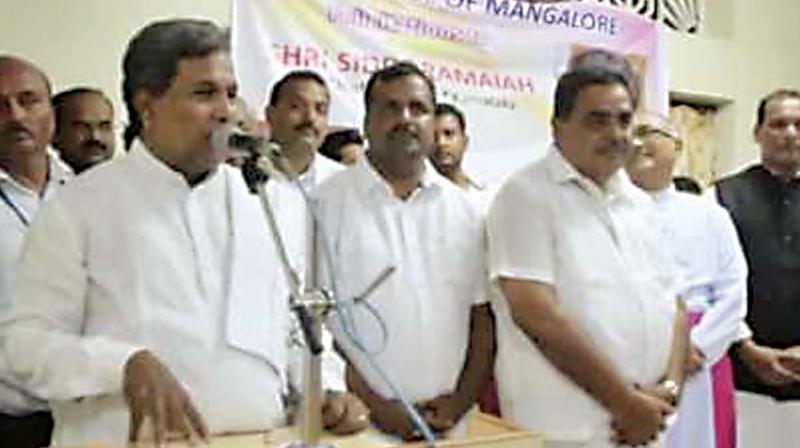 A file photo of former Chief Minister Siddaramaiah addressing a gathering in Mangaluru