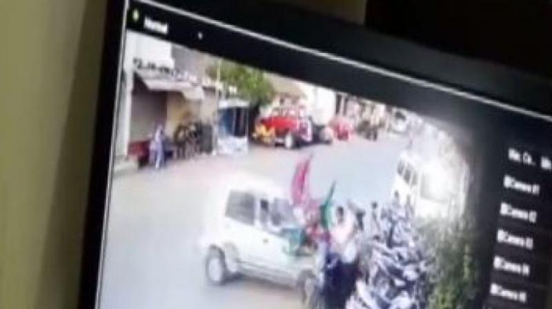 The whole incident was recorded on a CCTV camera installed near the police station. (Photo: Videograb)