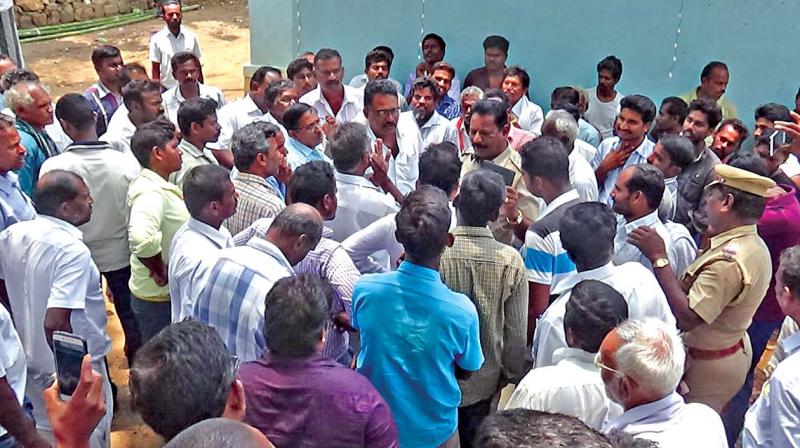 Tension grips a Gram Sabha meeting in Salem district on May Day. (Photo: DC)