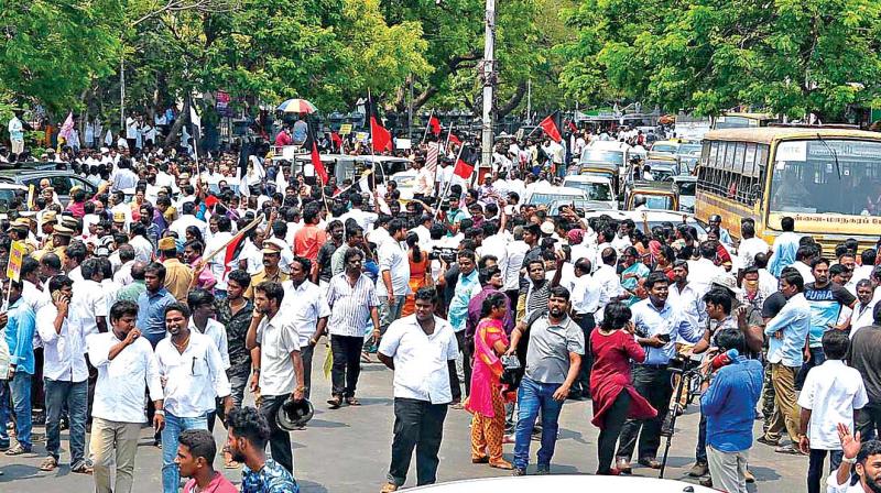 Opposition party cadres protest near Valluvar Kottam demanding formation of CMB on Sunday. (Photo: DC)