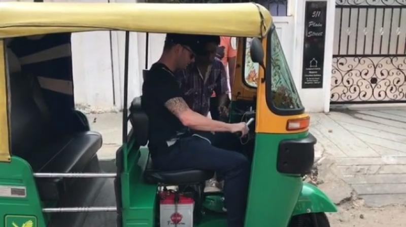 Michael Clarke shared a 22-second video on his official Facebook page where he is seen driving the much loved auto-rickshaw. (Photo: Screengrab)