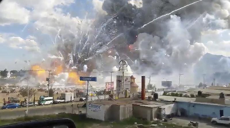 A massive explosion gutted Mexicos biggest fireworks market, killing at least 29 people and injuring 70.