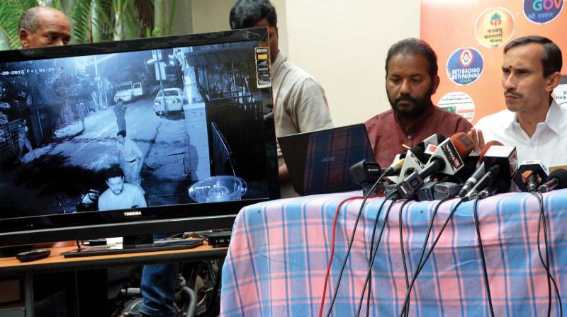 BJP general secretary M. T. Ramesh conducts a press conference to describe the CPM atrocities at his party head office in Thiruvannathapuram on Friday. A live presentation of CCTV footage is also shown. (Photo: DC)