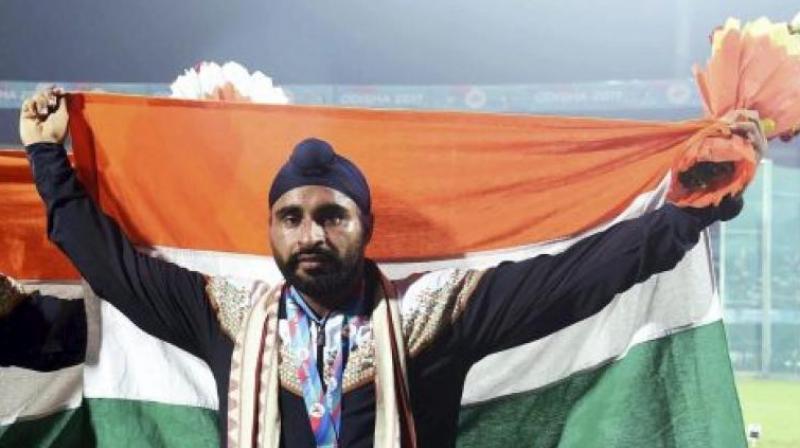 Davinder Singh Kang,  who bagged a bronze medal at the Asian Athletics Championship, is set to meet Union Sports Minister Rajyavardhan Singh Rathore in the first week of October to push for his inclusion in the TOPS list.(Photo: PTI)