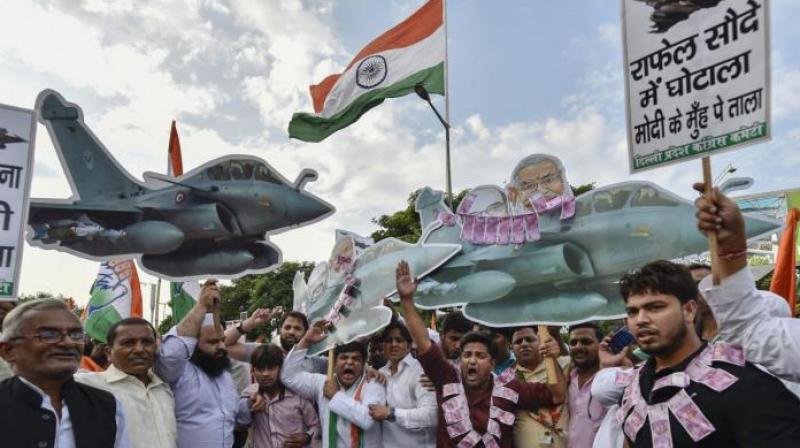 The Congress has asked why the government was not setting up a joint parliamentary committee to probe the fighter jet deal. (Photo: PTI)