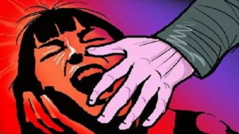 Gopi was also alone at the home when girl came to his home. Taking advantage of her loneliness, he tried to rape her. (Representational Image)