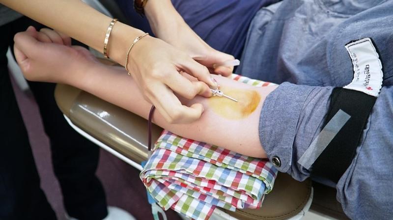 Adolescent female blood donors now at risk