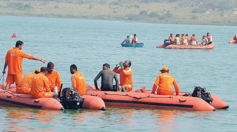 File photo of search operation for bodies of stuntmen Uday and Anil at TG Halli. (Photo: KPN)