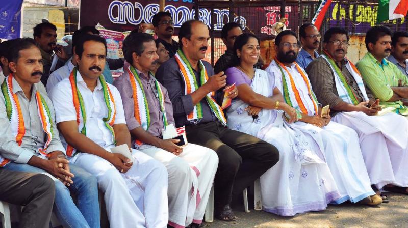 The protestors  under the banner of NGO Association at Kozhikode district collectorate on Thursday. Around 40 employees were transferred in the district without any reason since December, they allege.