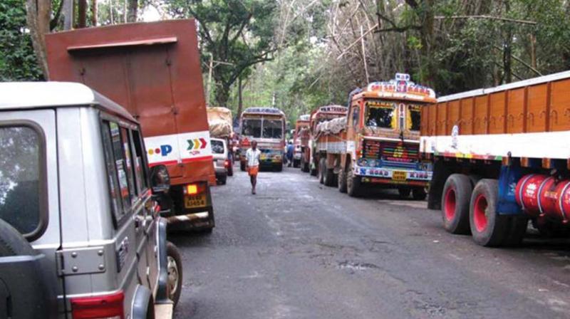 Vehicles wait in queue for forest check-post to open. A scene at Muthanga (file pic)