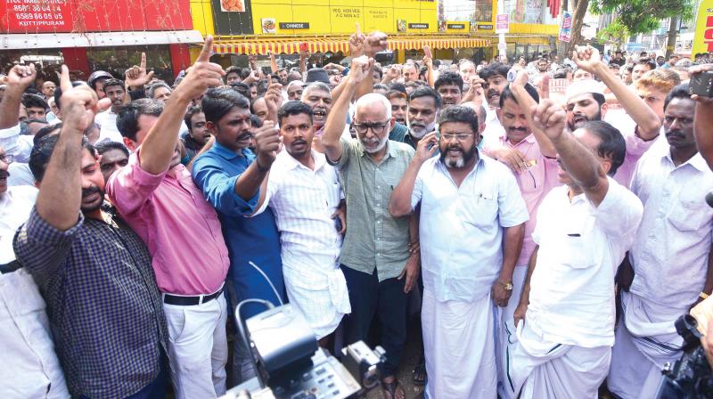 NH Action Council members take out protest march to the survey area in Kuttippuram.