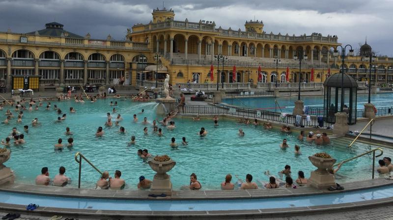 The baths are open year-round and simmer between 78 and 100 degrees Fahrenheit. (Photo: Pixabay)