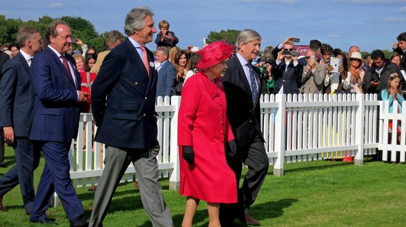 Britains 90-year-old Queen Elizabeth eases her workload - slightly