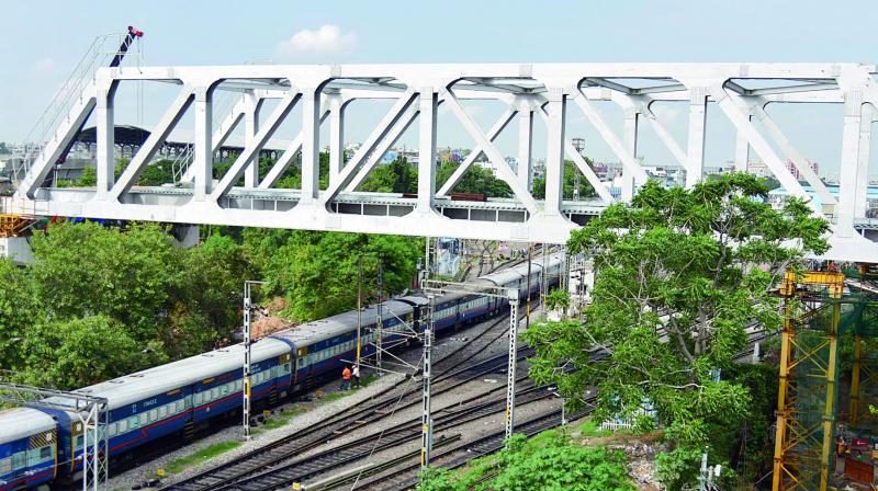 Hyderabad Metro Rail Steel bridge has successfully been placed over Bhoiguda railway bridge in Secunderabad. (Photo: S. Surender Reddy)