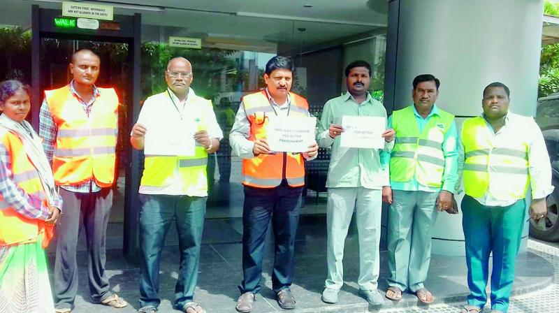 GHMC officials of West Zone stage protest infront of hotels requesting them to do onsite composting.