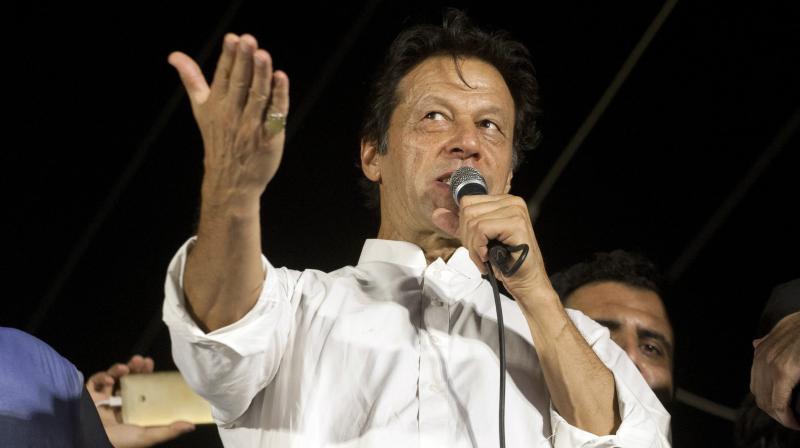 Khan is running on a platform that calls for creating more jobs and housing for poor, reducing chronic power outages, improving education and health, and cracking down on the rampant corruption. (Photo: AP)