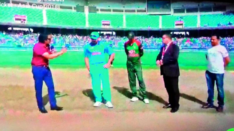 Avinash Babu during the Asia Cup final toss.