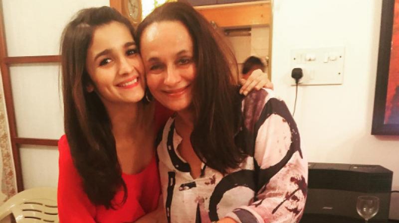 Alia Bhatt snapped with her mother.