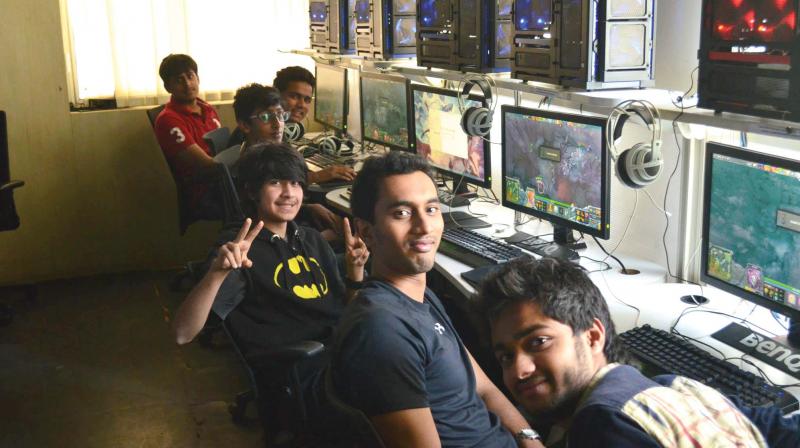 Gamers playing Dota 2 at LxG (League of Extraordinary Gamers)