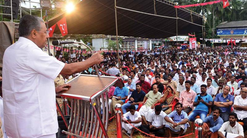 Chief Minister Pinarayi Vijayan speaks at an election rally at Kunnumpuram in Malappuram on Friday. (Photo: DC)