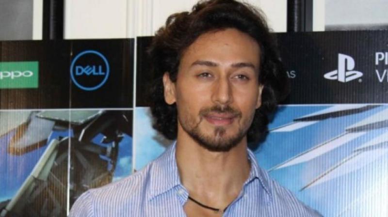Tiger Shroff has always been very polite to the media and his fans.