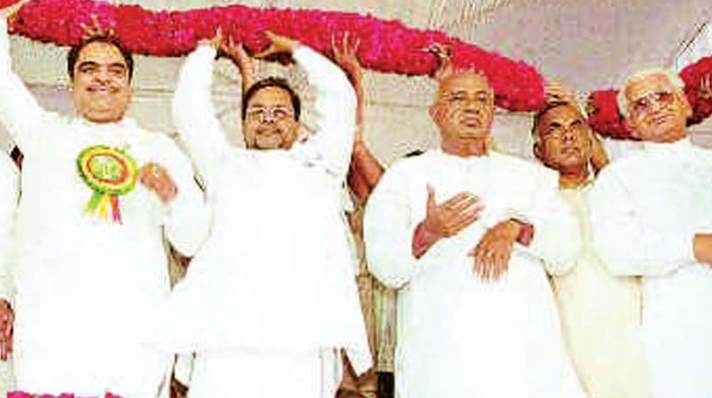 A file photo of Janata Pariwar leaders C.M. Ibrahim, Siddaramaiah, Deve Gowda and P.G.R. Sindhia