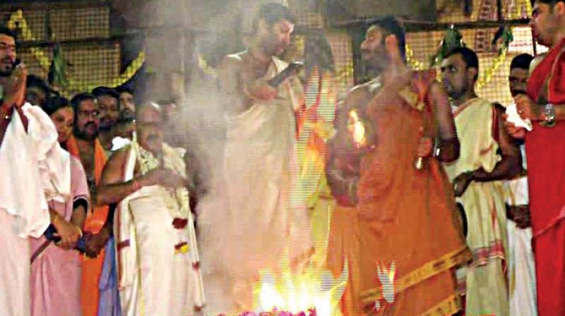 Navachandi Mahayaga seeking divine support for PM Modi was held at Kollur Mookambika temple in Udupi district on Sunday.