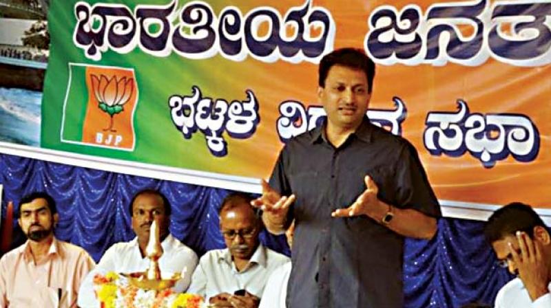 A file photo of Union Minister Ananth Kumar Hegde speaking at Bhatkal during last elections. (Photo: DC)