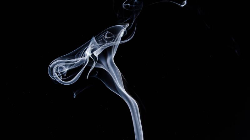 Teens exposed to tobacco smoke have higer risk of serious health issues. (Photo: Pixabay)