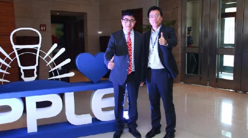 L to R: Rambo Zhang and Qi Xiaoming - All India Trade Partner Meet 2019.