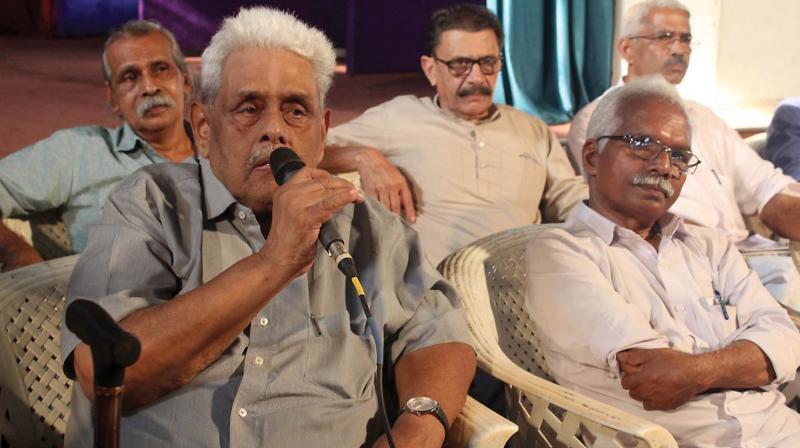 Prof. M.G.S. Narayanan speaks at democratic convention in Kozhikode on Thursday. (venugopal)
