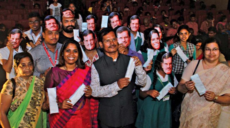 Tamil Nadus original Pad Man with admirers at a screening.