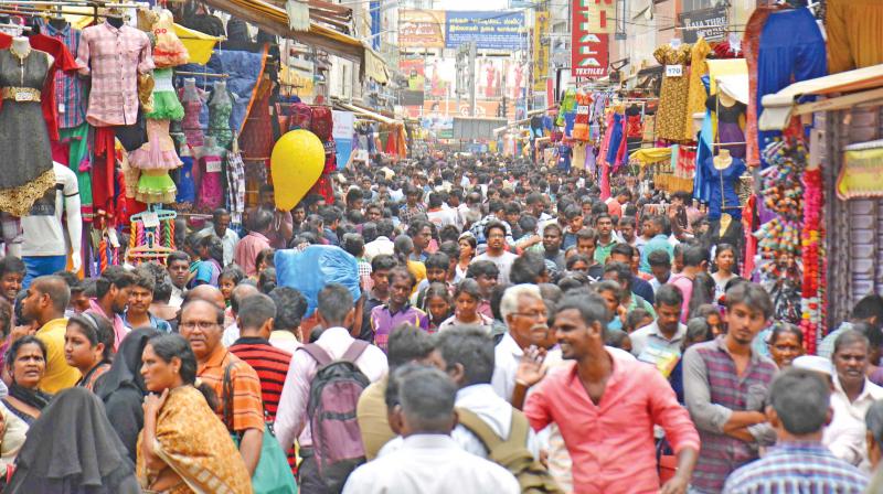 Despite GST that left all shopping hubs deserted, Ranganathan Street at  T. Nagar remains a crowd-puller as goods are still priced low due to  non-issue of bills (Photo: DC)