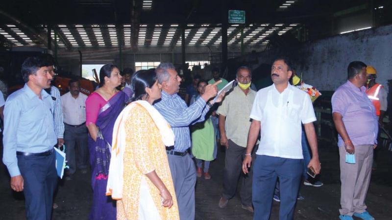 Mayor Gangambike visits RR Nagar where a labourer passed away due to a mudslide during the laying of a BWSSB pipeline on Wednesday (Image DC)