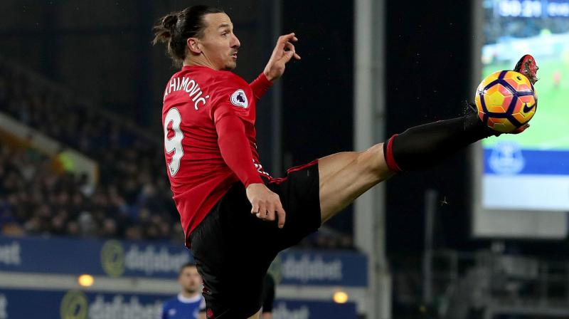Ibrahimovic strikes late for United to grab win at Palace