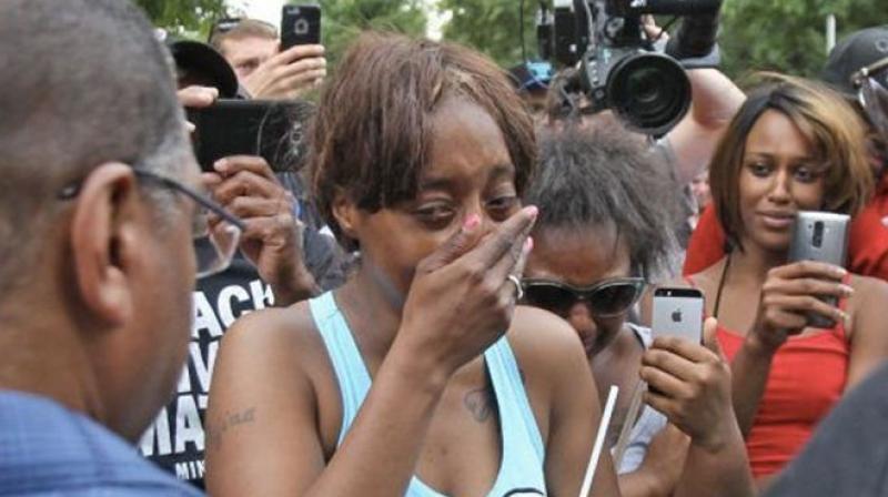 Reynolds told authorities that Castile was reaching for his wallet, not the gun. (Photo: AP)
