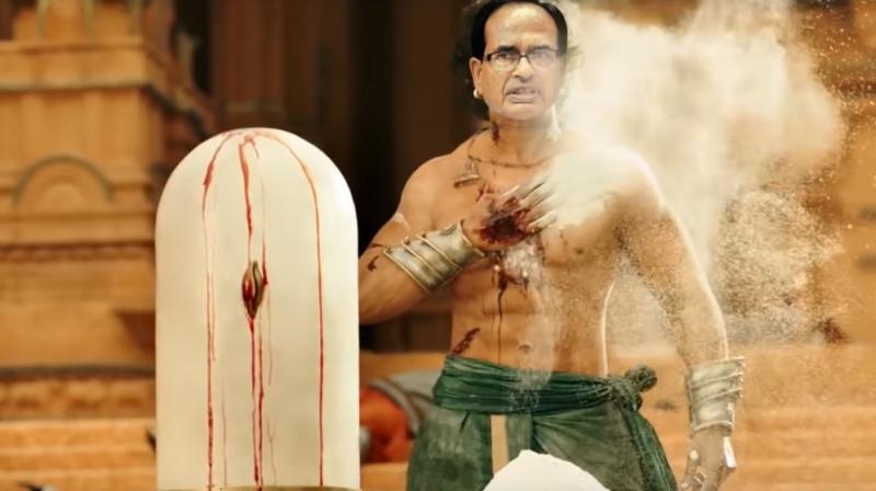 The footage includes some of the iconic scenes from SS Rajamoulis magnum opus Baahubali and Shivraj Singh Chouhan is seen performing those stunts and mouthing dialogues. (Youtube Screengrab)