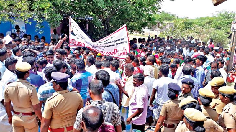Local train services in Tambaram section were affected as passengers protested and blocked a train at Guduvanchery railway station condemning regular delay of trains on the stretch on Thursday. (Photo: dc)