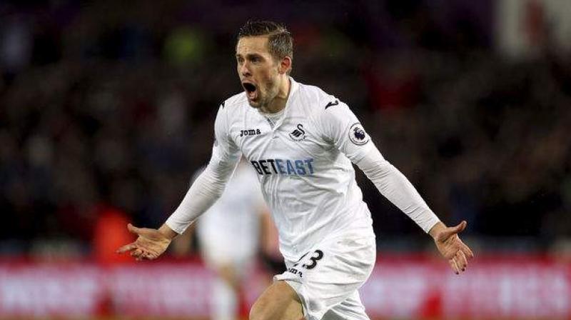 Premier League: Everton target Swansea City midfielder Gylfi Sigurdsson