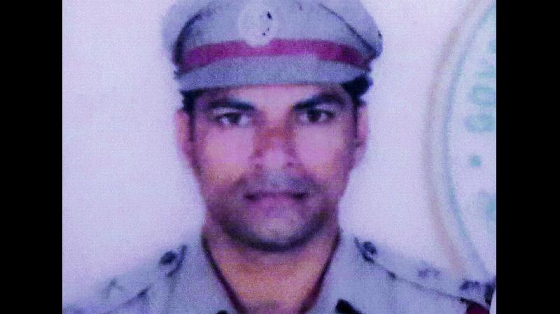 Sub-inspector J. Mahender Reddy, posted with the Central Crime Station, Hyderabad, was deputed to the special investigation team probing the encounter in which terror suspect Viqaruddin was killed.